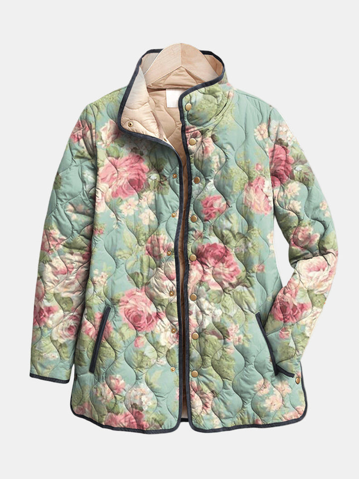 Ulrike | Steppjacke in Salbeigrün mit Rosen