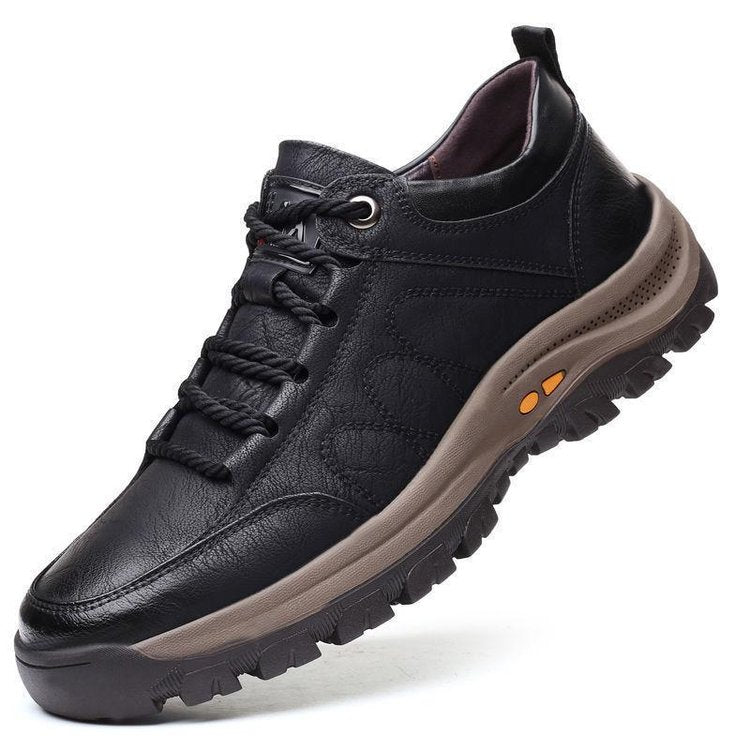 Waltherhaus | Nachhaltige und Bequeme Outdoorschuhe von Elias