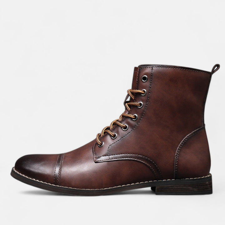 Waltherhaus präsentiert: Elias™ | Stilvolle Herrenstiefel aus hochwertigem Kunstleder