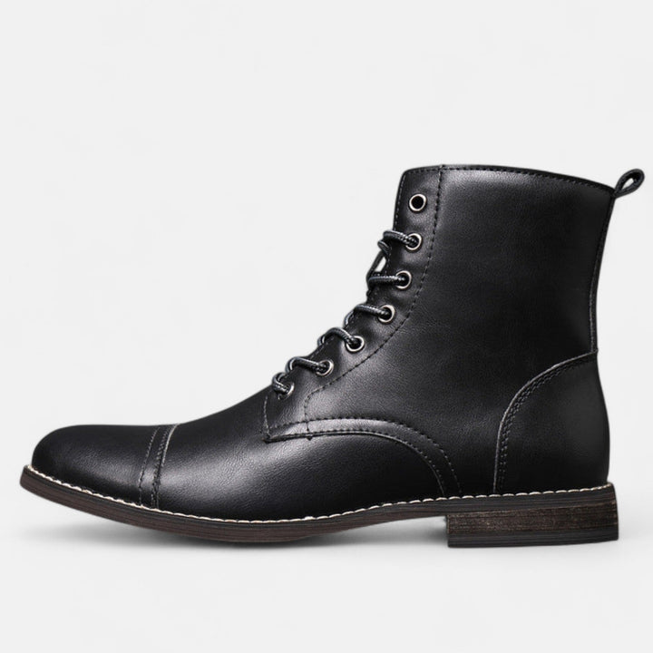 Waltherhaus präsentiert: Elias™ | Stilvolle Herrenstiefel aus hochwertigem Kunstleder