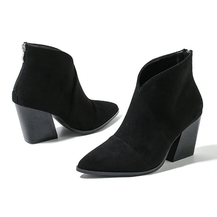 Dagmar | Stiefeletten mit V-Ausschnitt und Blockabsatz