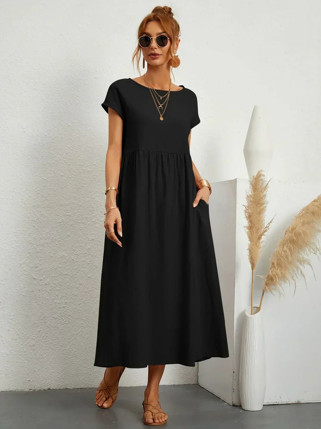 Gabrielle | Fließendes Midi-Kleid zeitloser Eleganz