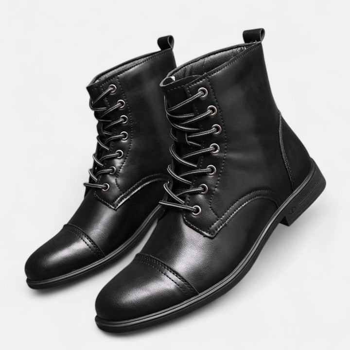 Waltherhaus präsentiert: Elias™ | Stilvolle Herrenstiefel aus hochwertigem Kunstleder
