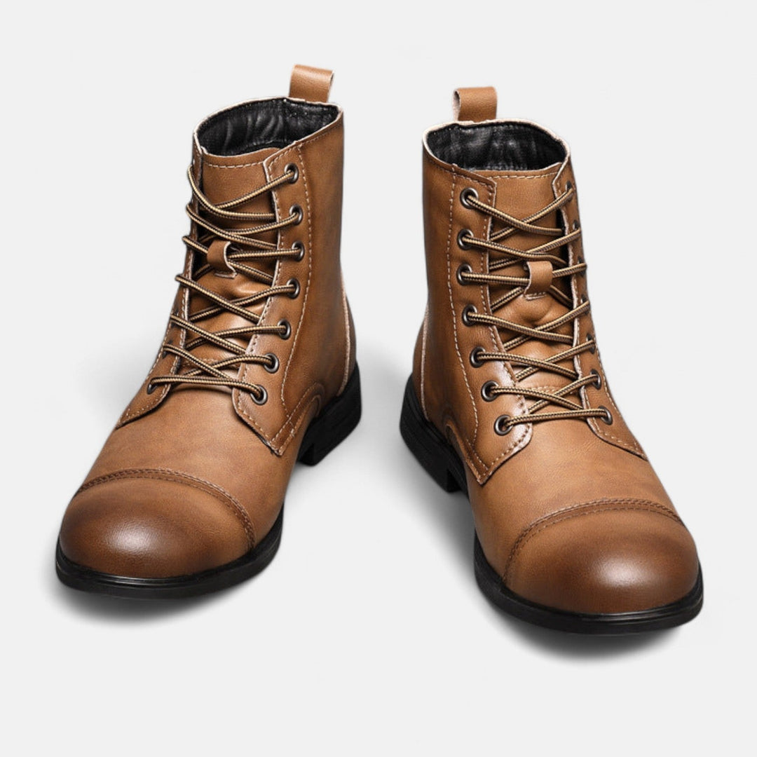 Waltherhaus präsentiert: Elias™ | Stilvolle Herrenstiefel aus hochwertigem Kunstleder