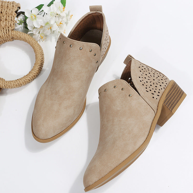 Käthe | Stiefeletten mit Lochmuster