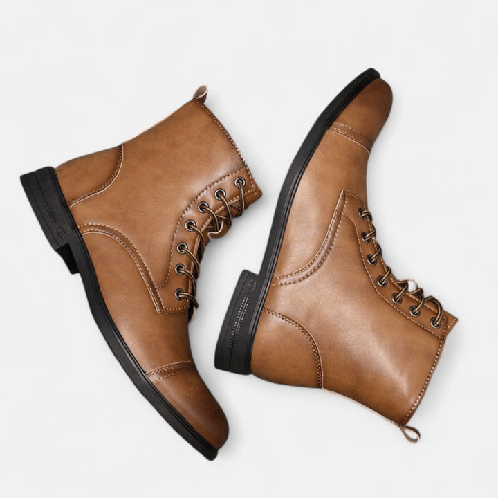 Waltherhaus präsentiert: Elias™ | Stilvolle Herrenstiefel aus hochwertigem Kunstleder