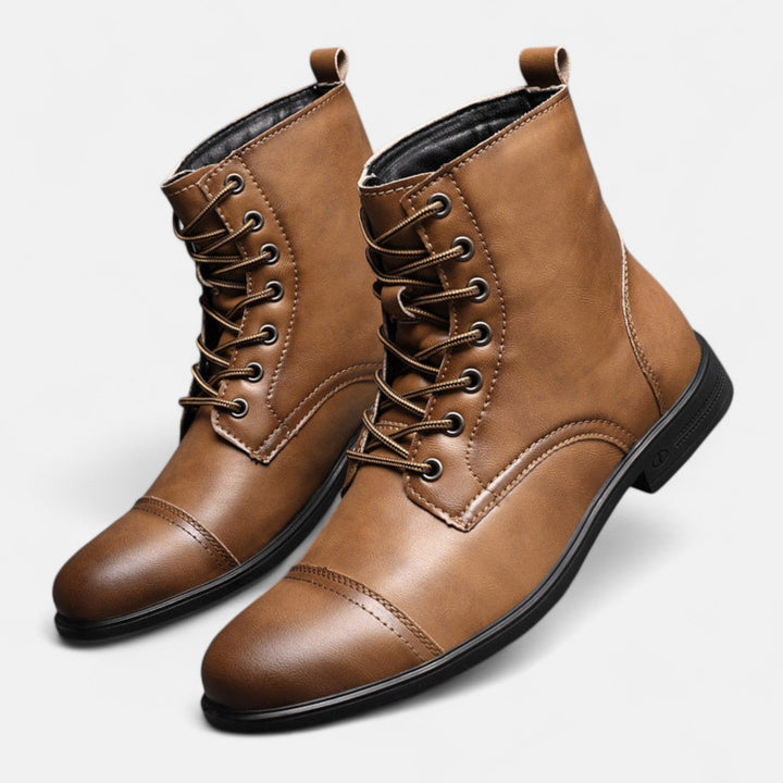 Waltherhaus präsentiert: Elias™ | Stilvolle Herrenstiefel aus hochwertigem Kunstleder