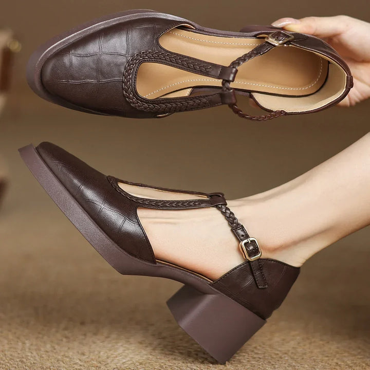 Hella | T-Spangen-Pumps