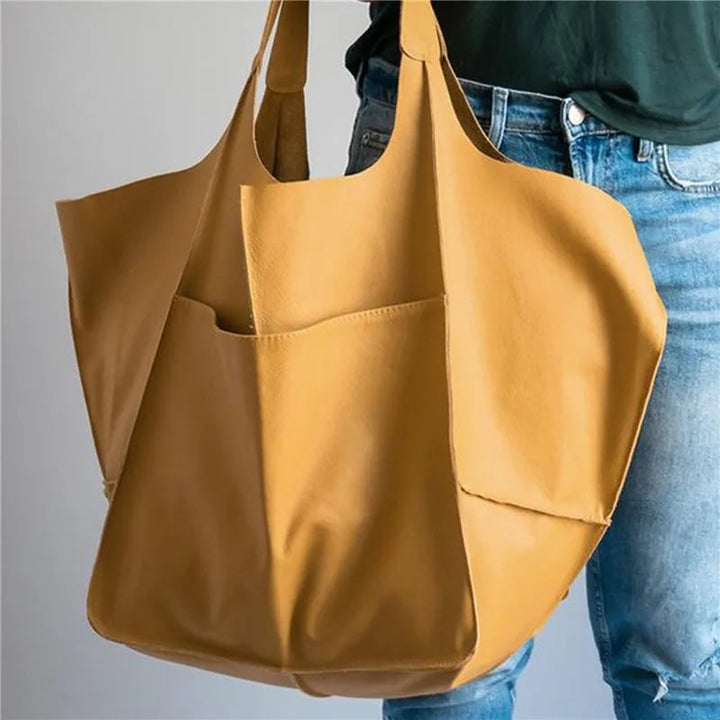 Ruth - Zeitlose Anziehung Leder Tote Bag