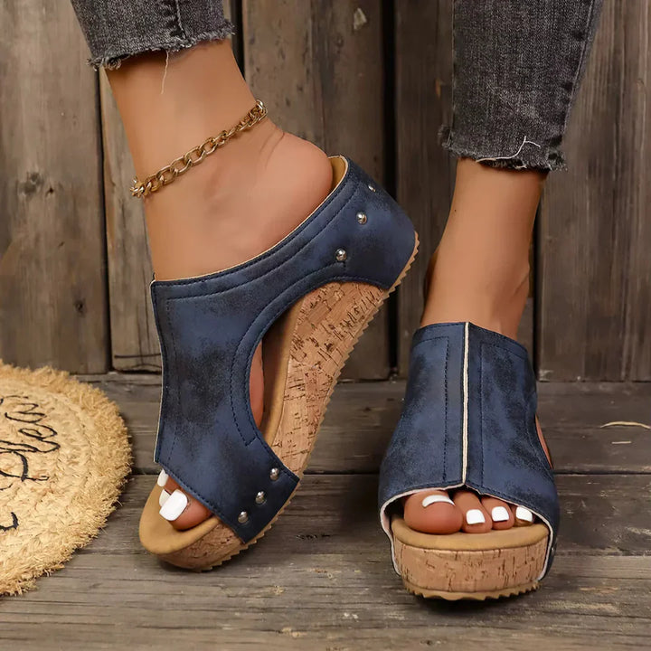 Sofia | Lumi Stud Wedges