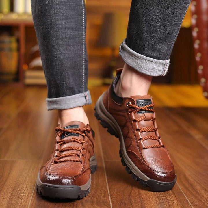 Waltherhaus | Nachhaltige und Bequeme Outdoorschuhe von Elias