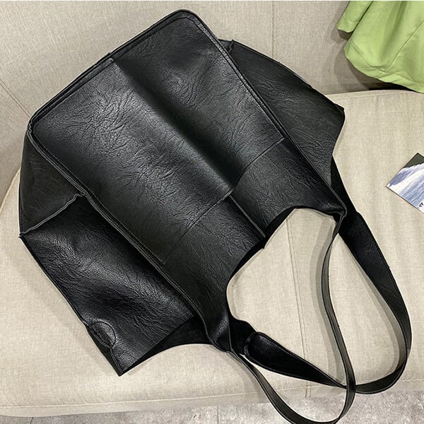Ruth - Zeitlose Anziehung Leder Tote Bag